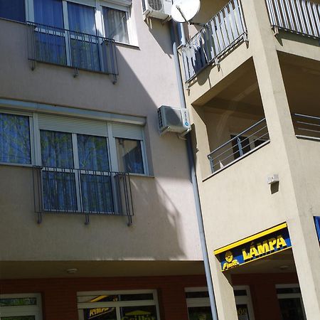 Aquamarin Studio Apartman شيوفوك المظهر الخارجي الصورة